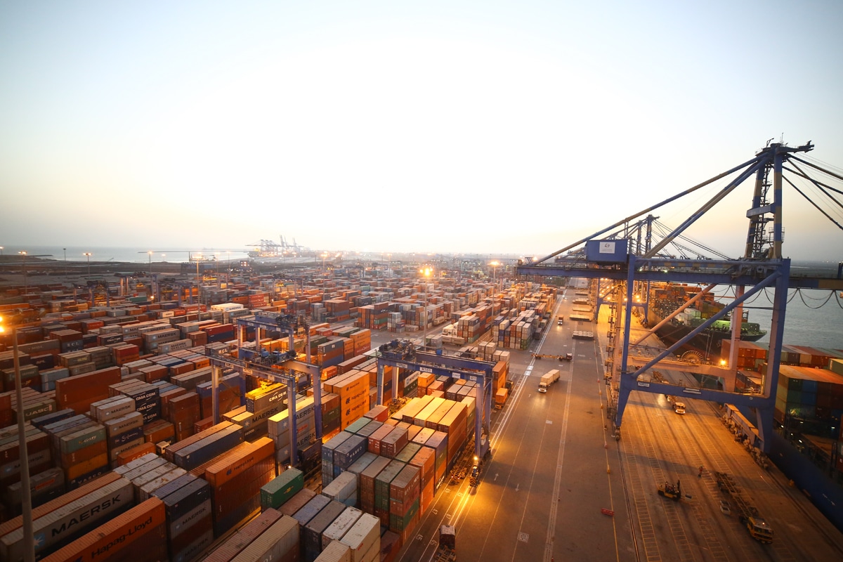 A Multi-currency Stablecoin Powered by DP World for the Settlement of International Trade Transactions 